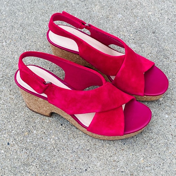 Clarks Fuchsia Suede Shoes - Picture 2 of 7